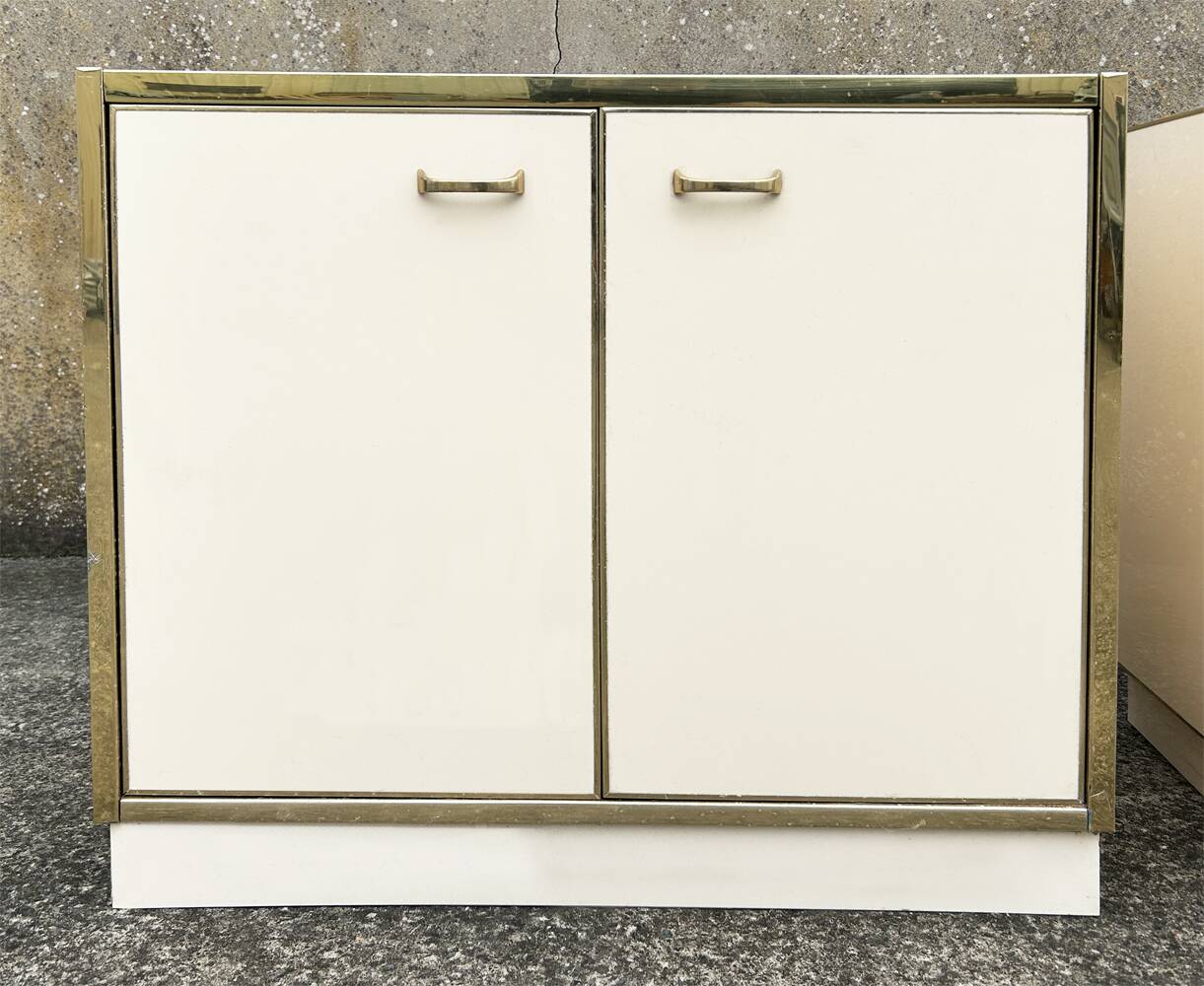 Cabinet and chest of drawers in ivory lacquer, inspired by Mahey and Vandel.