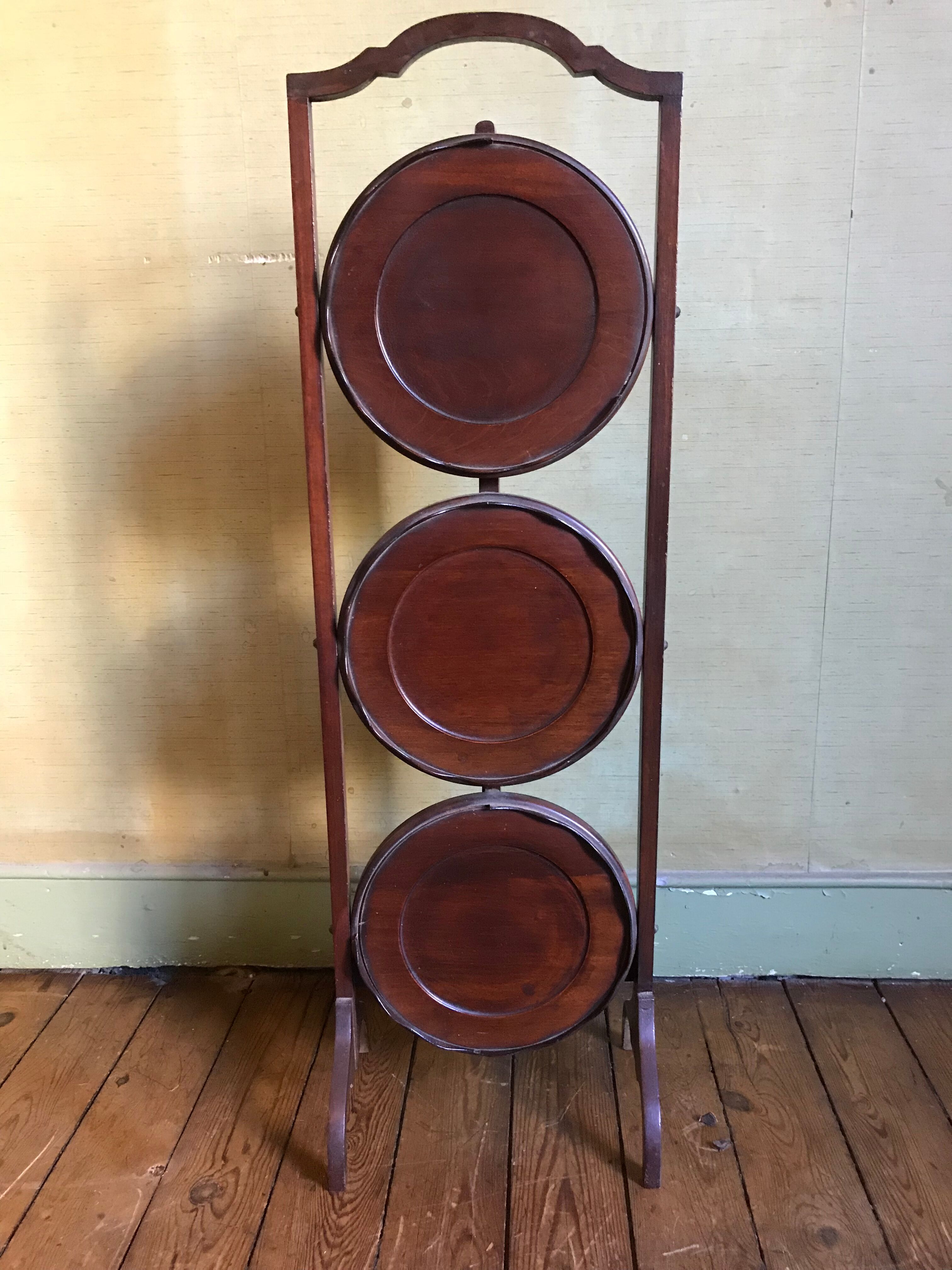 Etagère pliable 1900
