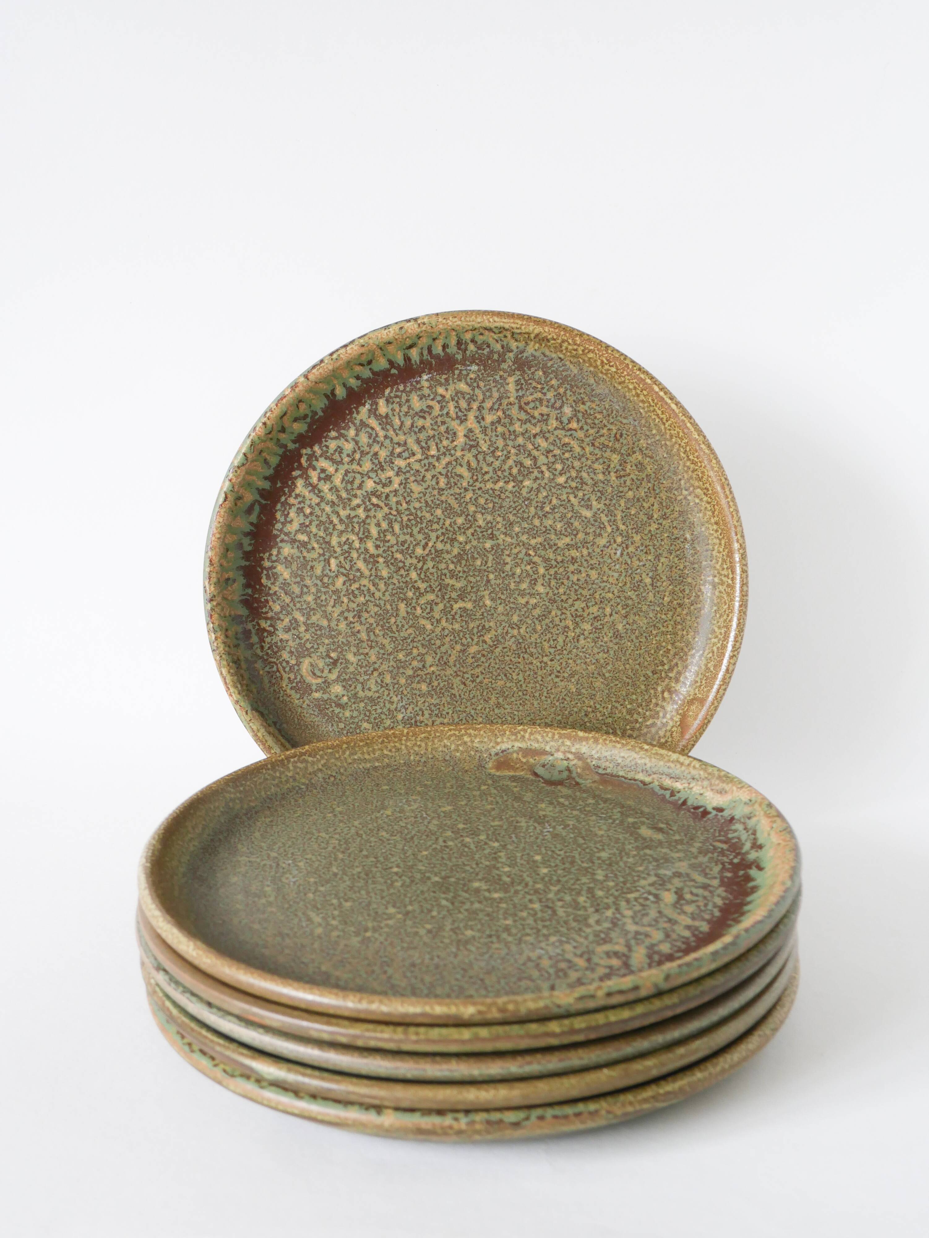 Lot de 6 assiettes plates en grès moucheté, Marron & Vert, Fabrication Arti
