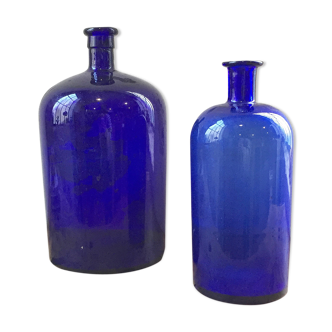 Pots à pharmacie bleus