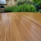 Round table expandable dining table