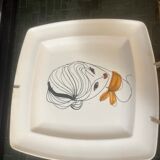 Women's décor plate from the 60s