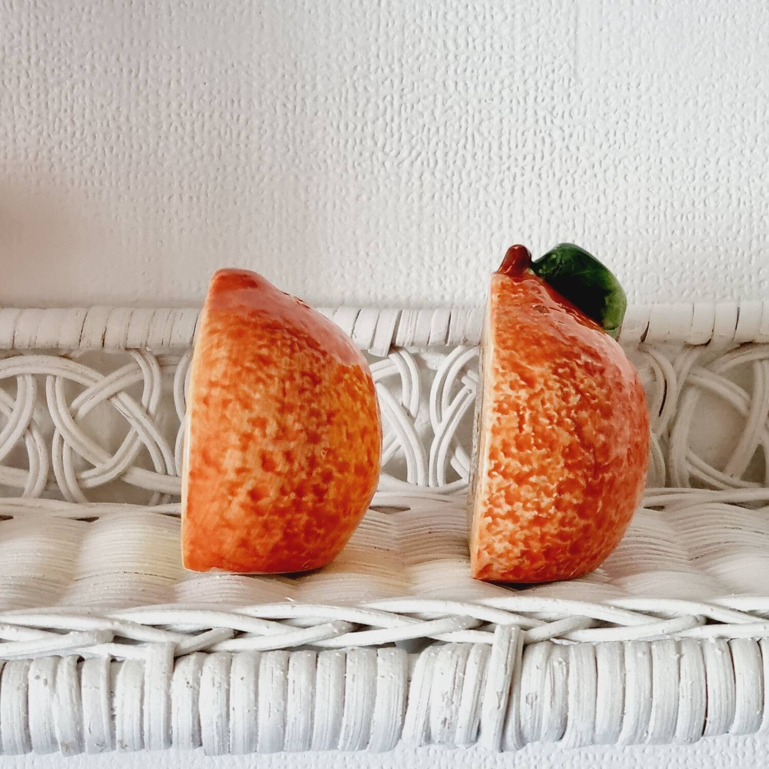 Salt and pepper in a barbotine with orange/clementine cheese