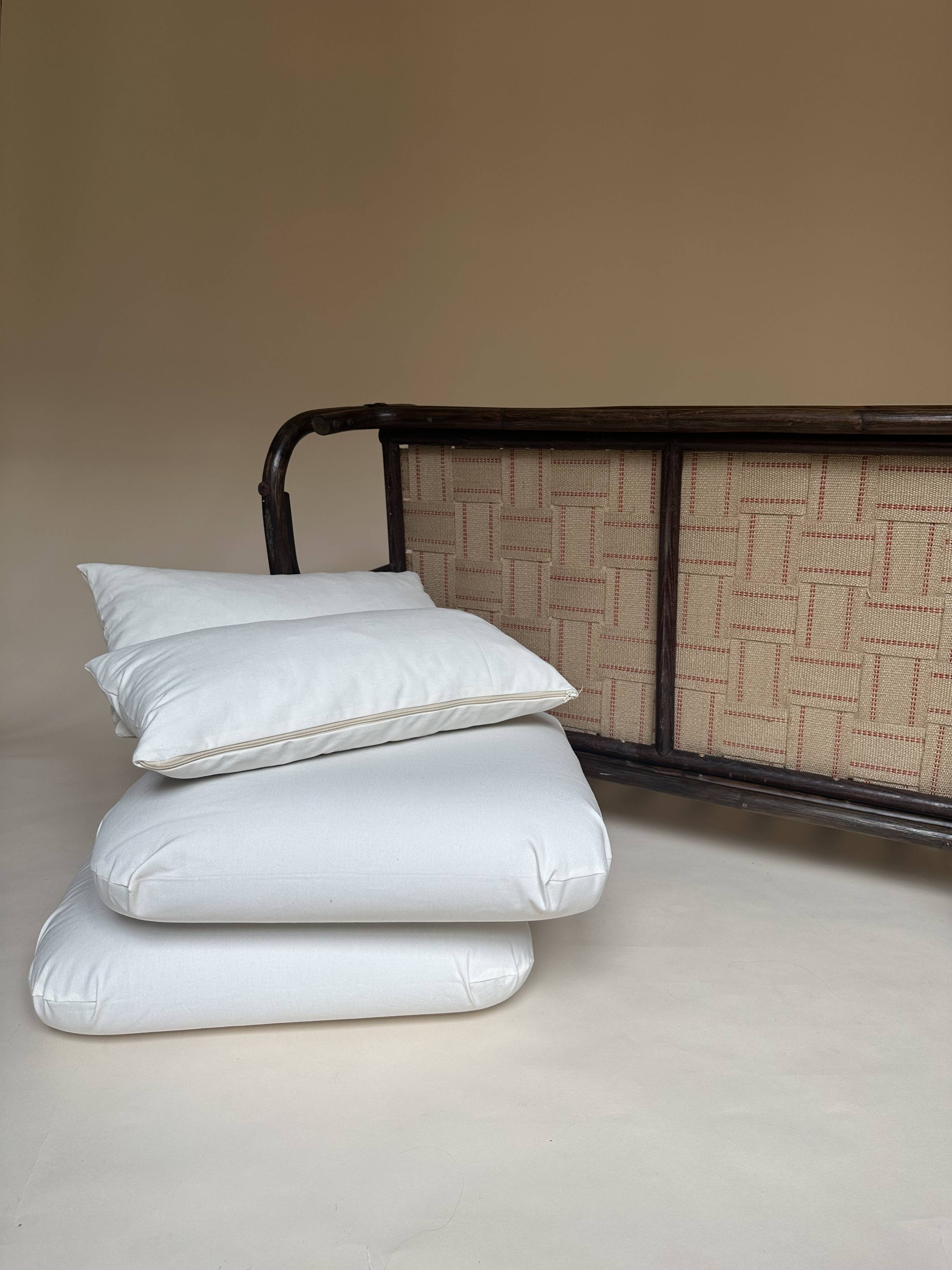 Two-seater rattan bench