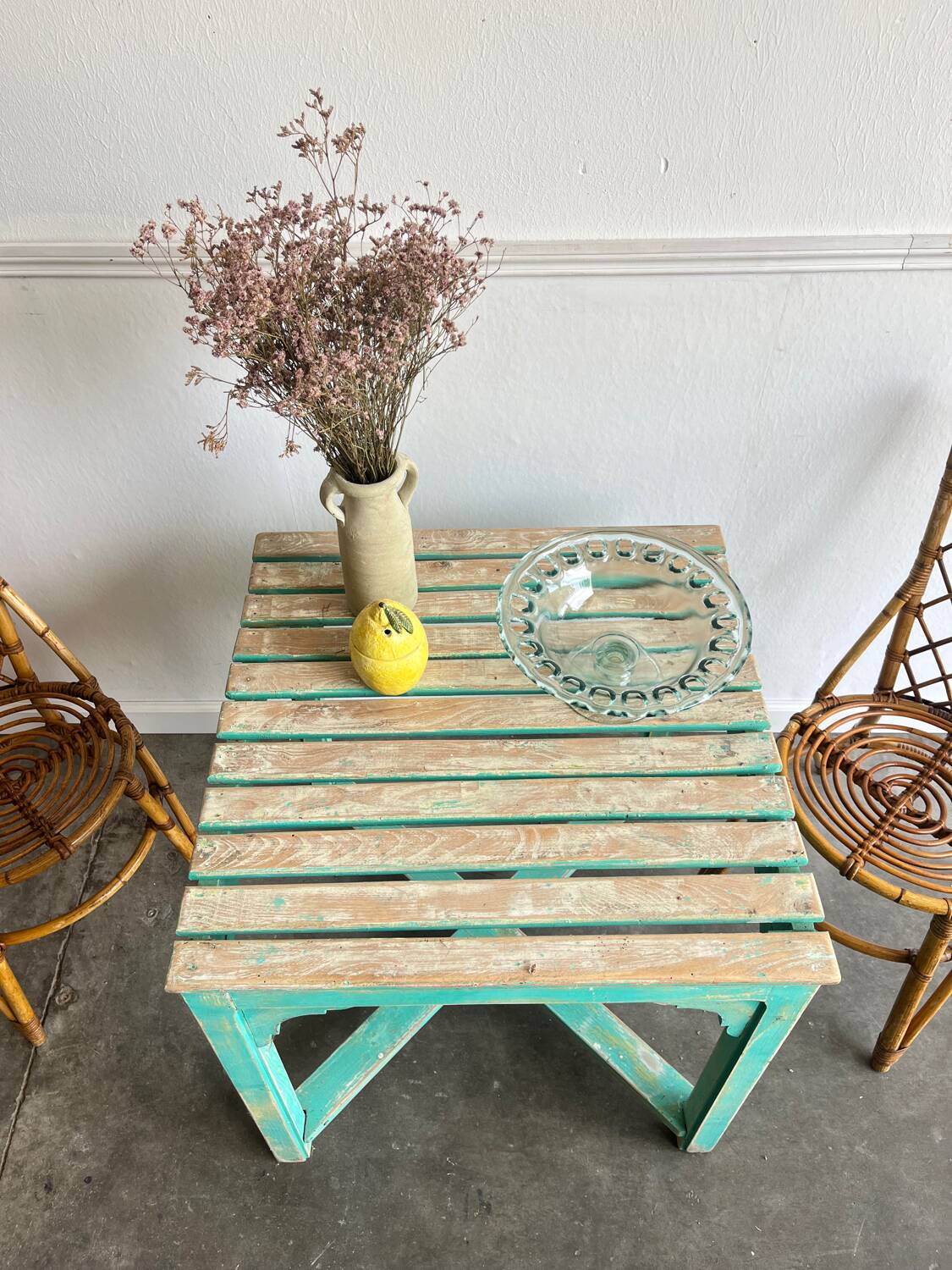 Table patine turquoise