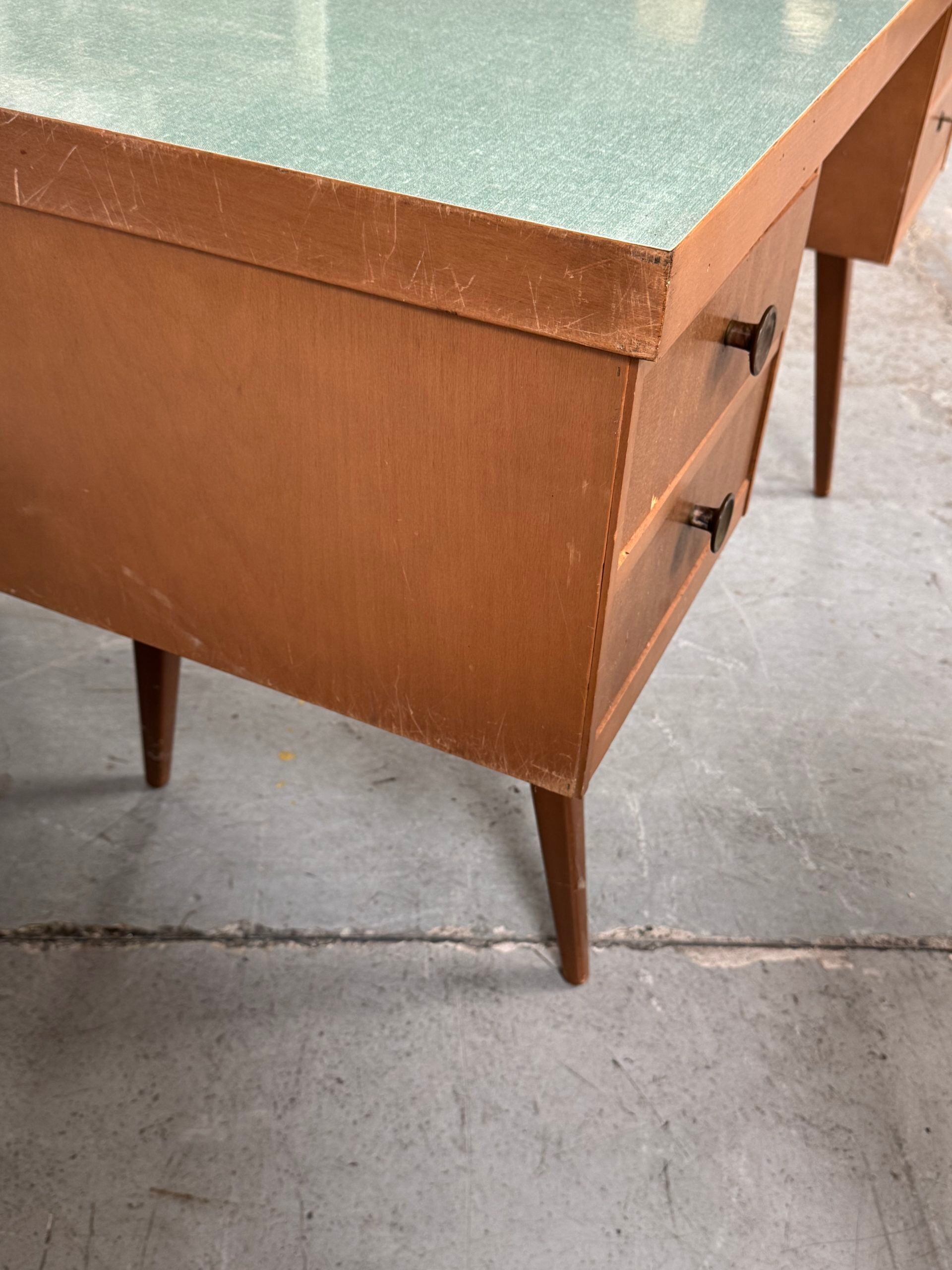 Bureau attribué à Horn Lippe