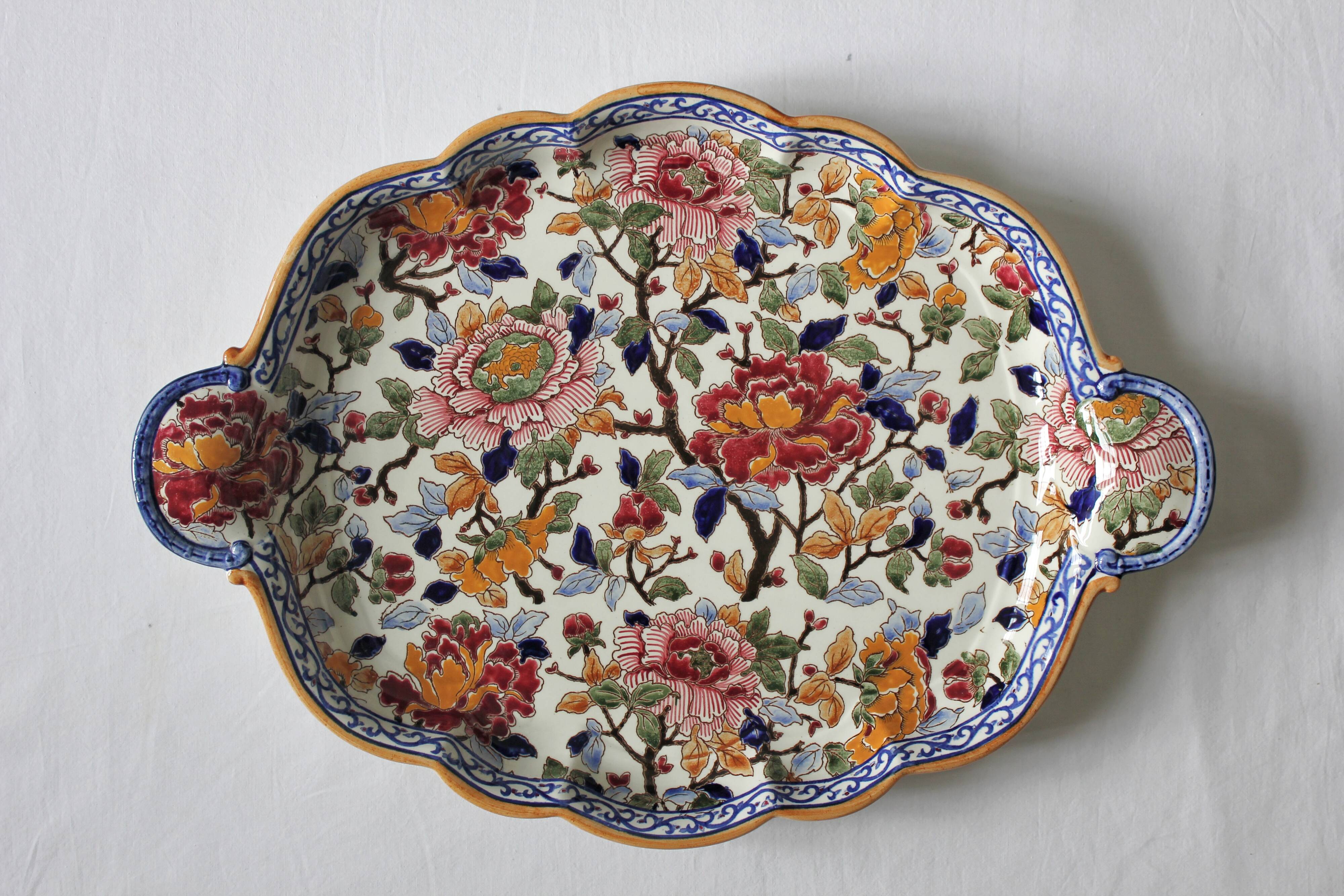 Polylobed dish Peonies earthenware of Gien