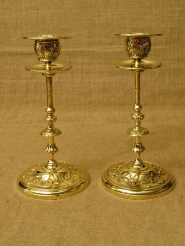 Pair of old torches candle holders bronze brass floral decoration Ht 18,8 cm ref A173/40