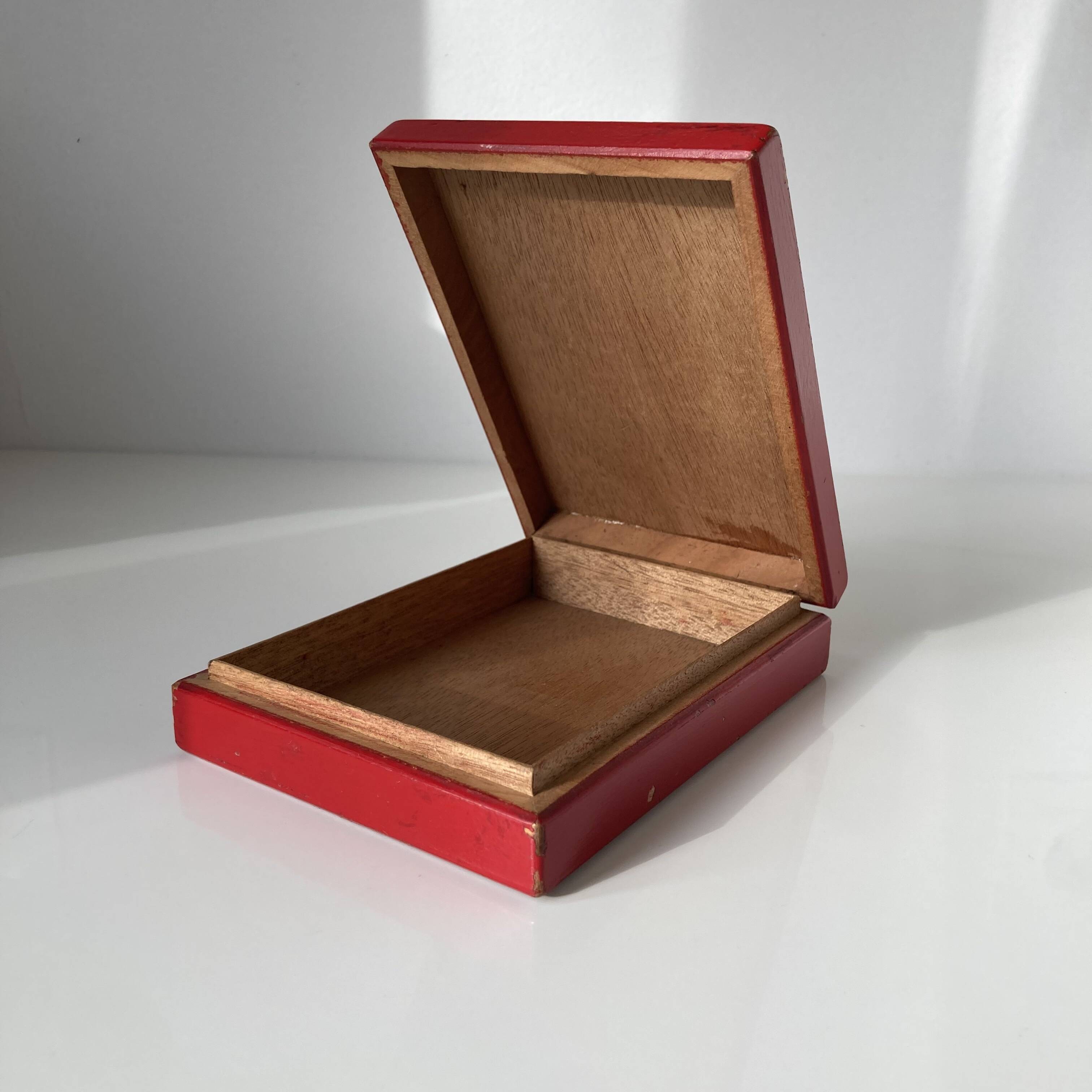 Art deco box
