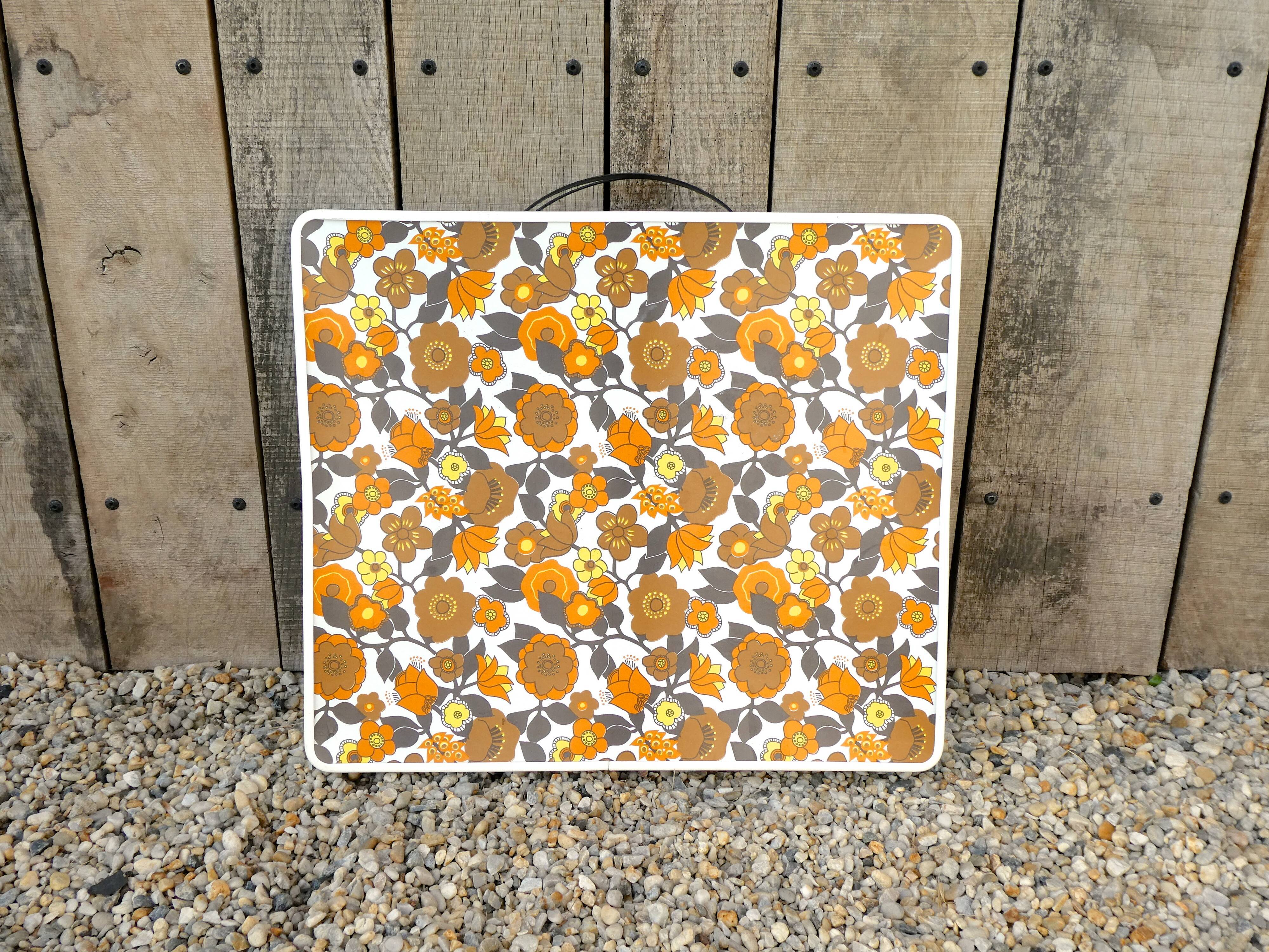 Suitcase camping table, foldable and adjustable, from the 70s