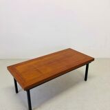 Une table basse hêtre et chene vintage