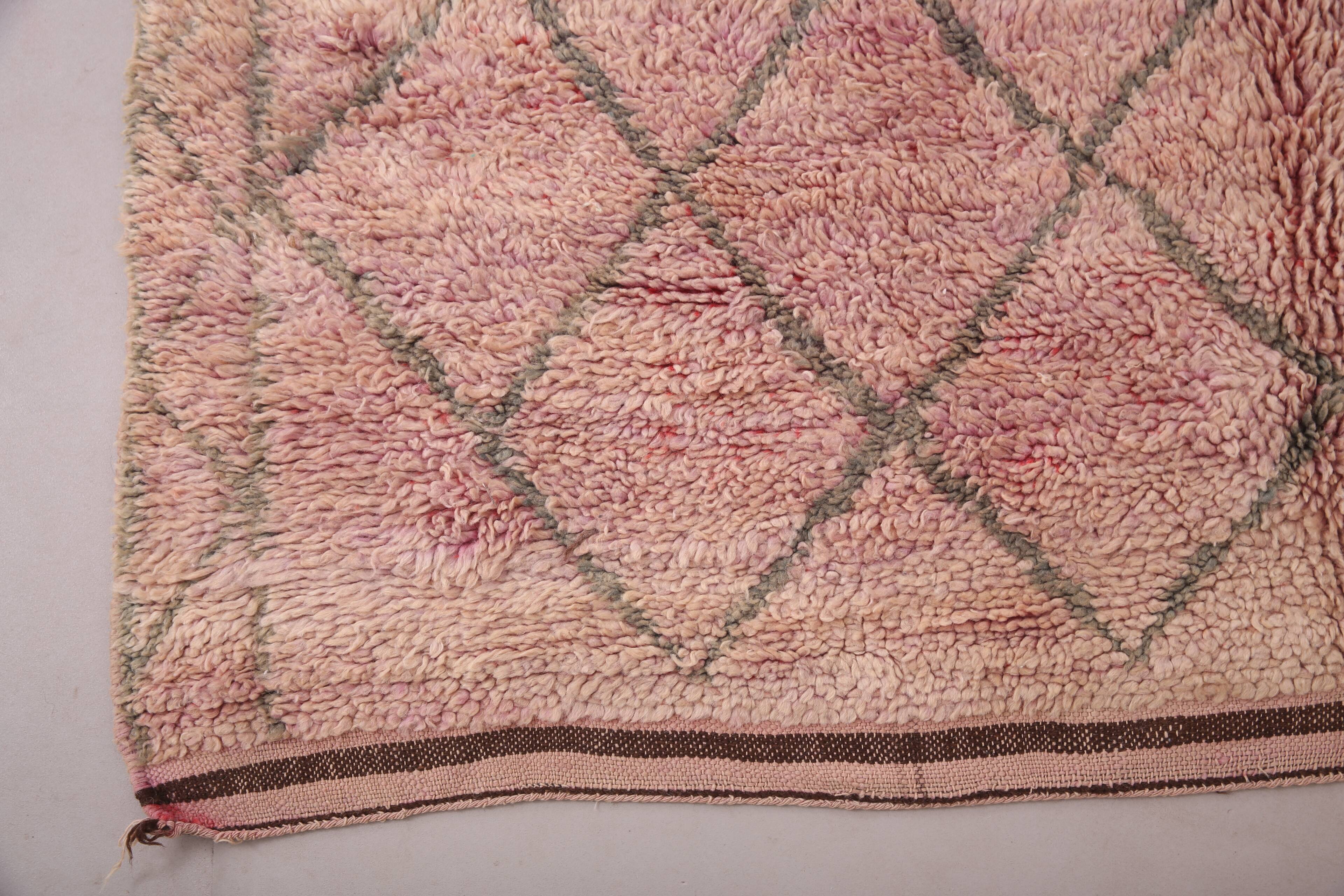 Pink Vintage Handmade Moroccan rug 183 x 313 cm - Berber Wool Rug Authentic