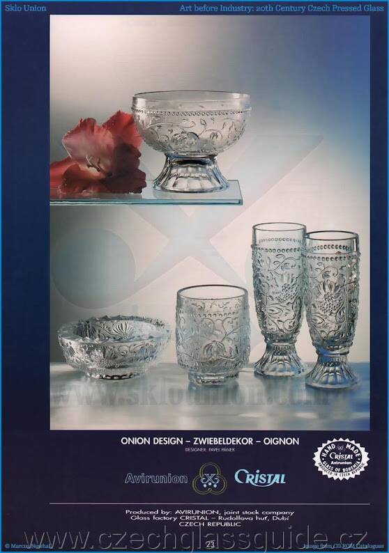 Set of 4 Vintage Pressed Glass Dessert Bowls Cibulak by Pavel Panek / 1977