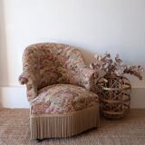 Toad armchair