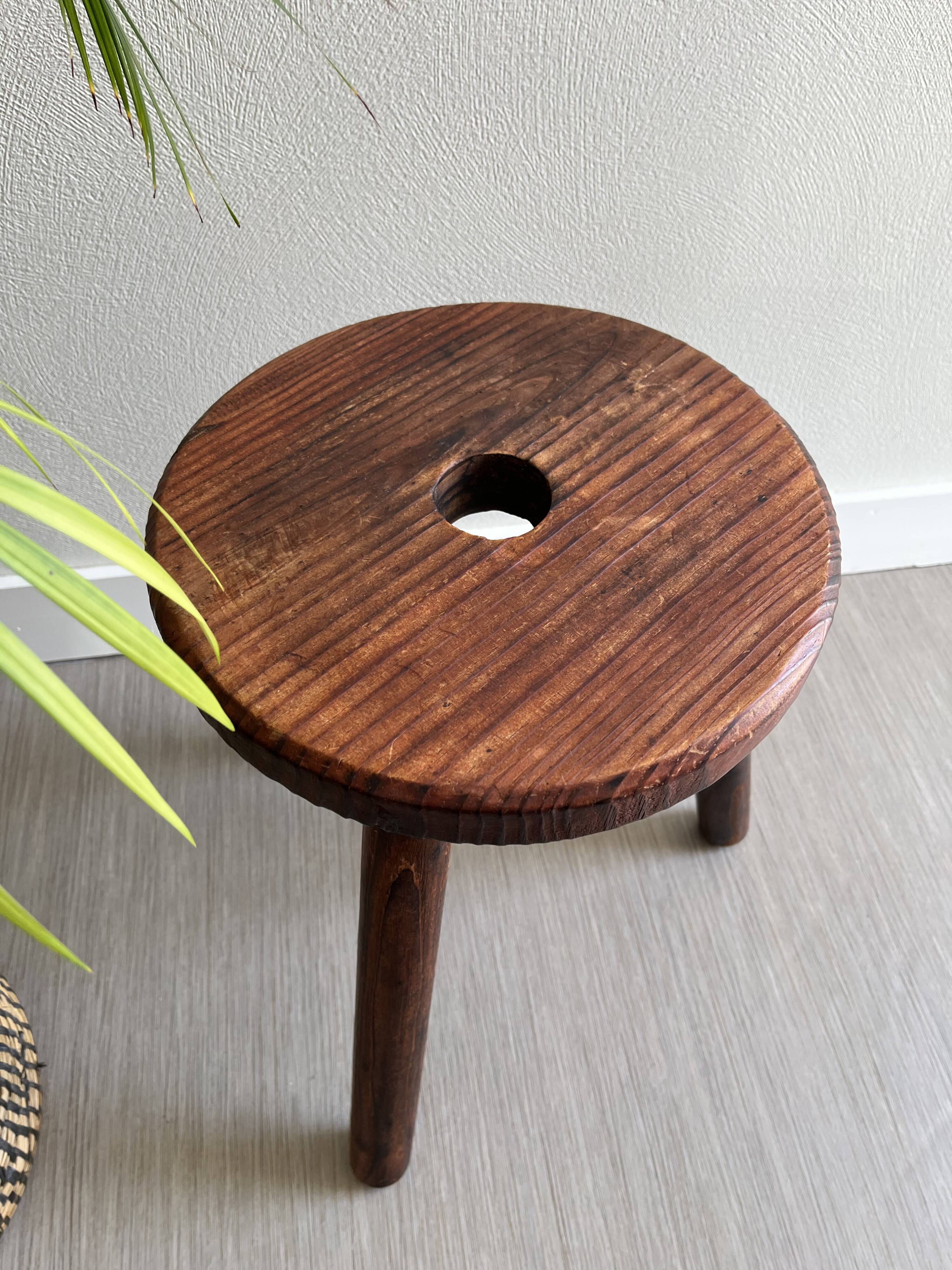 Tabouret tripode bois