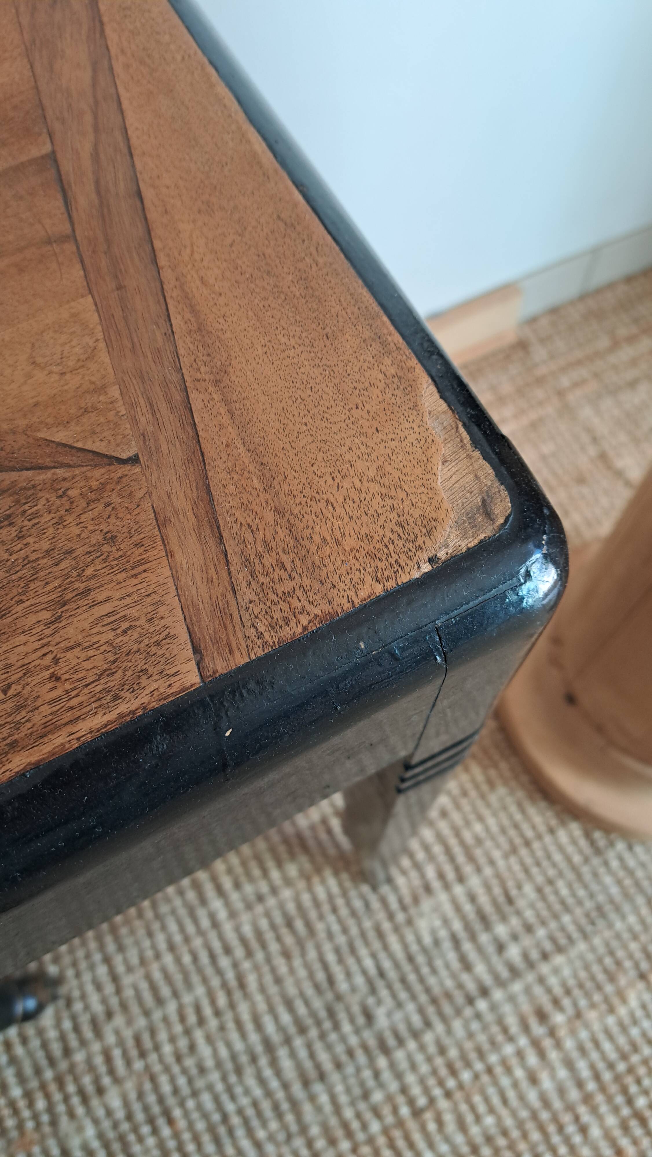 Art Deco side desk table