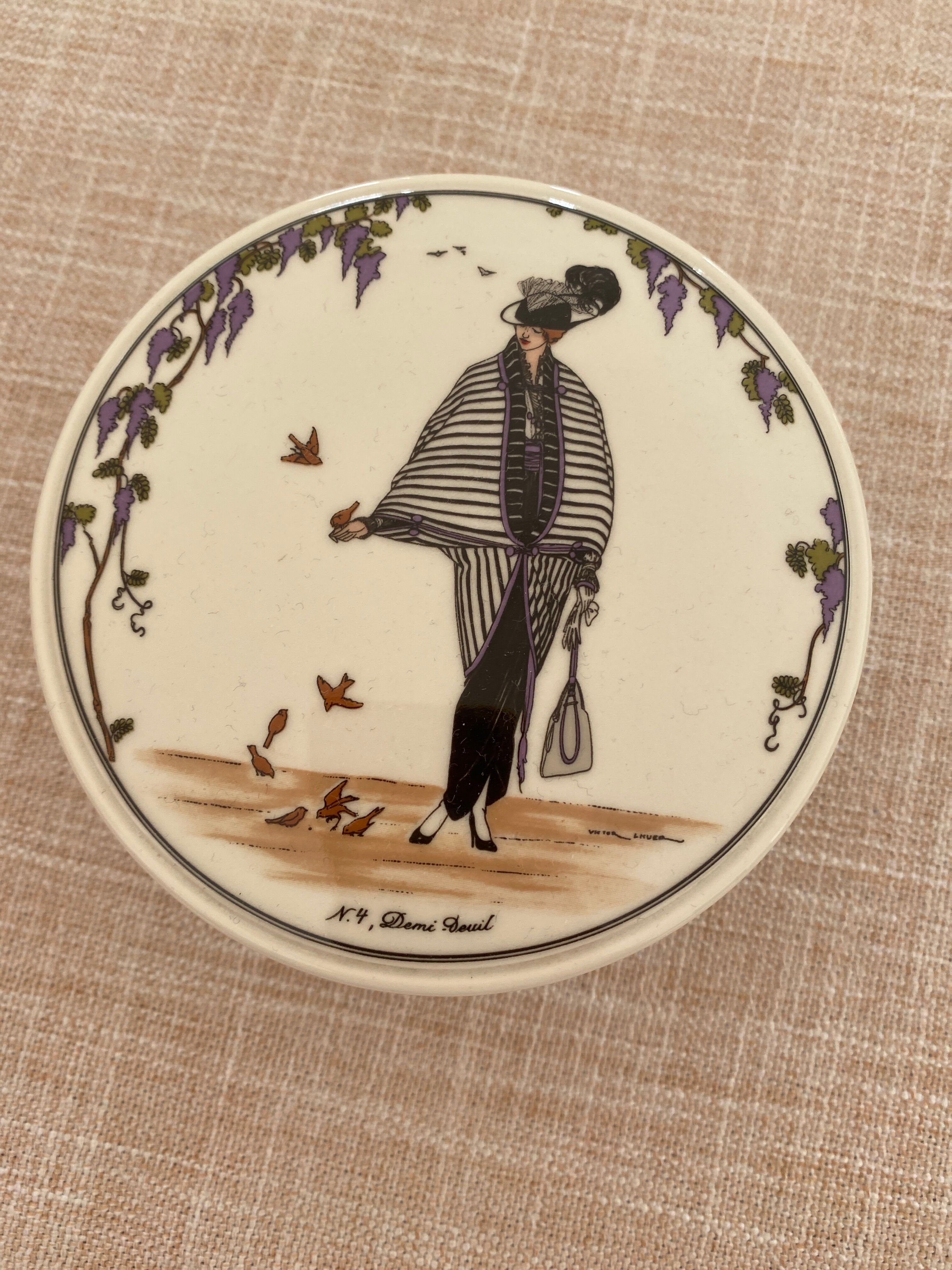 Bonbonnière Villeroy and Boch Design 1900