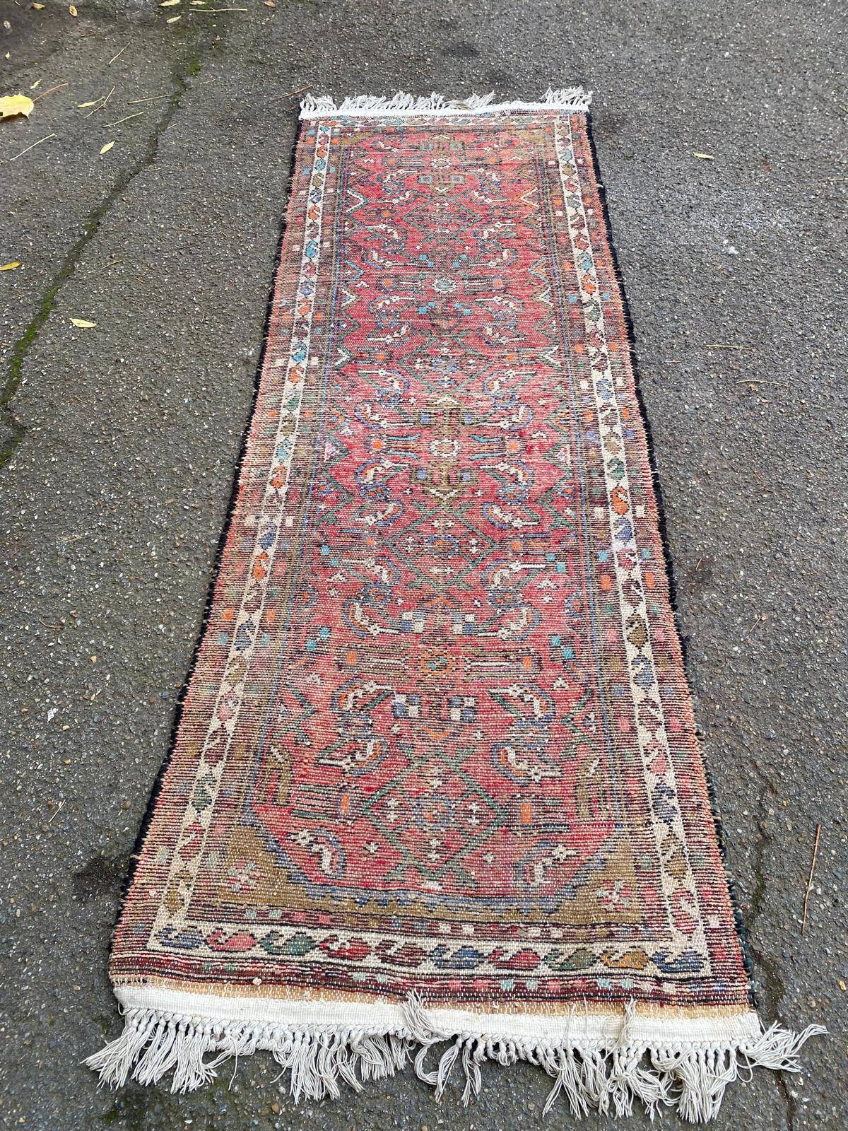 Handmade long hallway rug in burgundy wool, 75x200