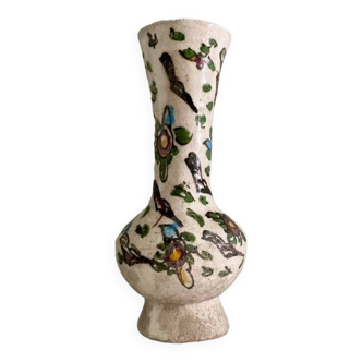 Siliceous earth vase, Iran