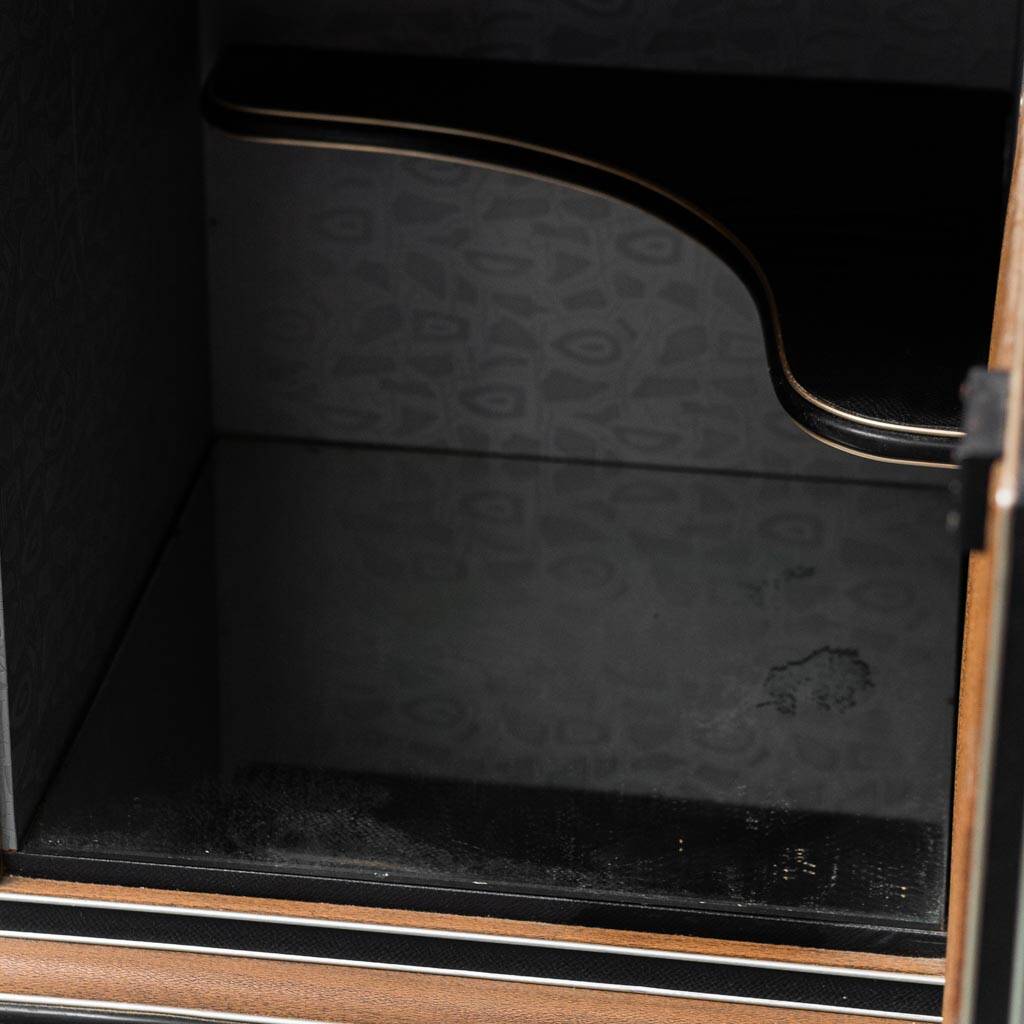 Credenza in legno anni 50 vintage modernariato