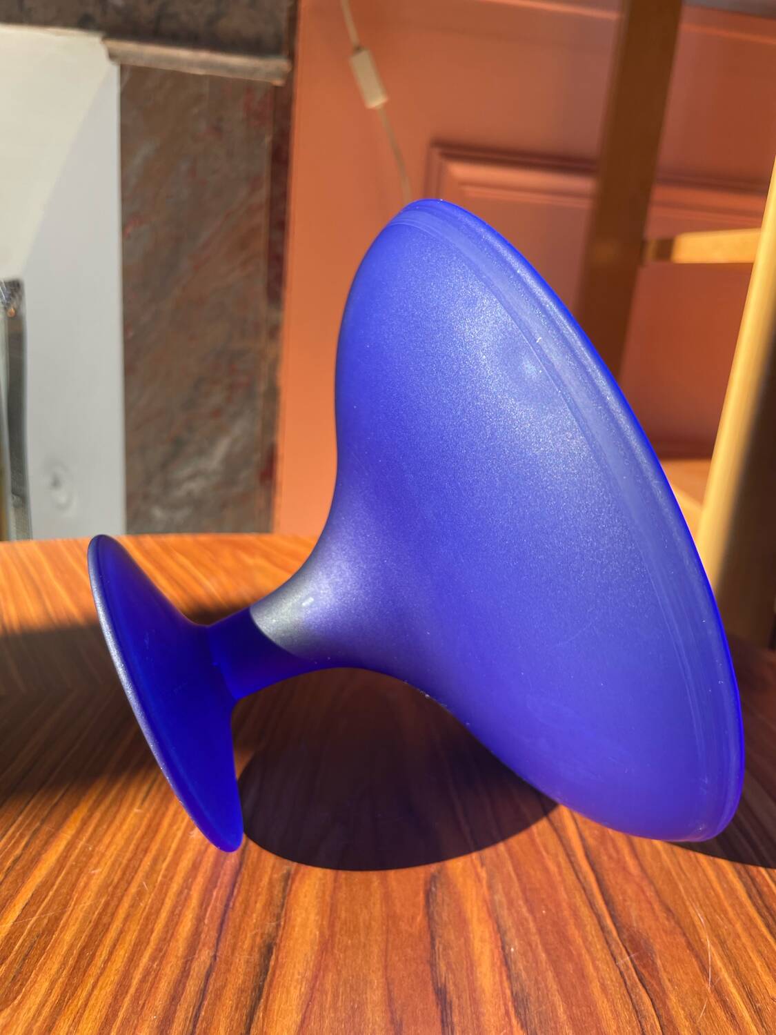 Frosted glass bowl