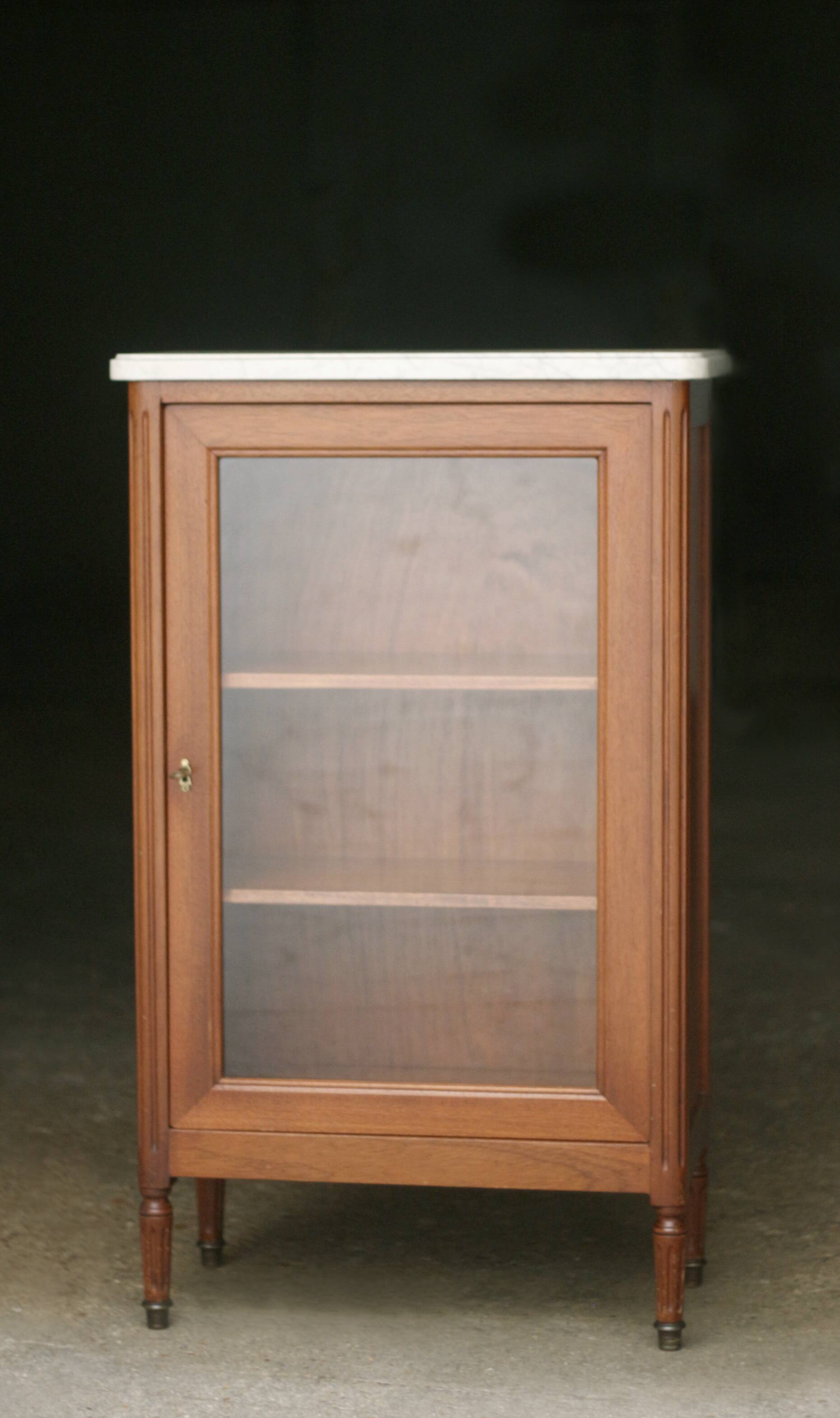 Beautiful Louis XVI style display case in cherry wood with marble