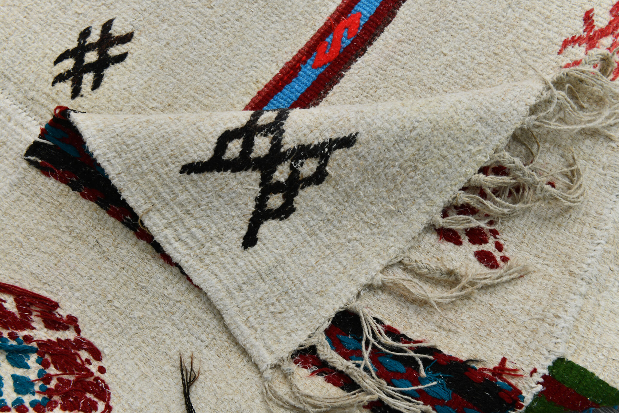 3x6 Neutral Texured Hemp Rug 106x194Cm