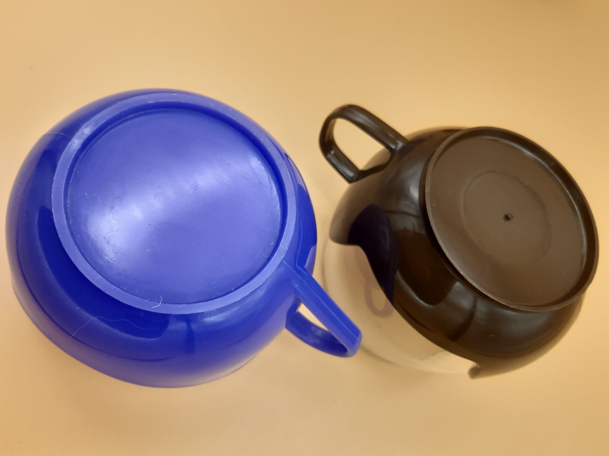 Vintage 70's Melitta tea or coffee cups