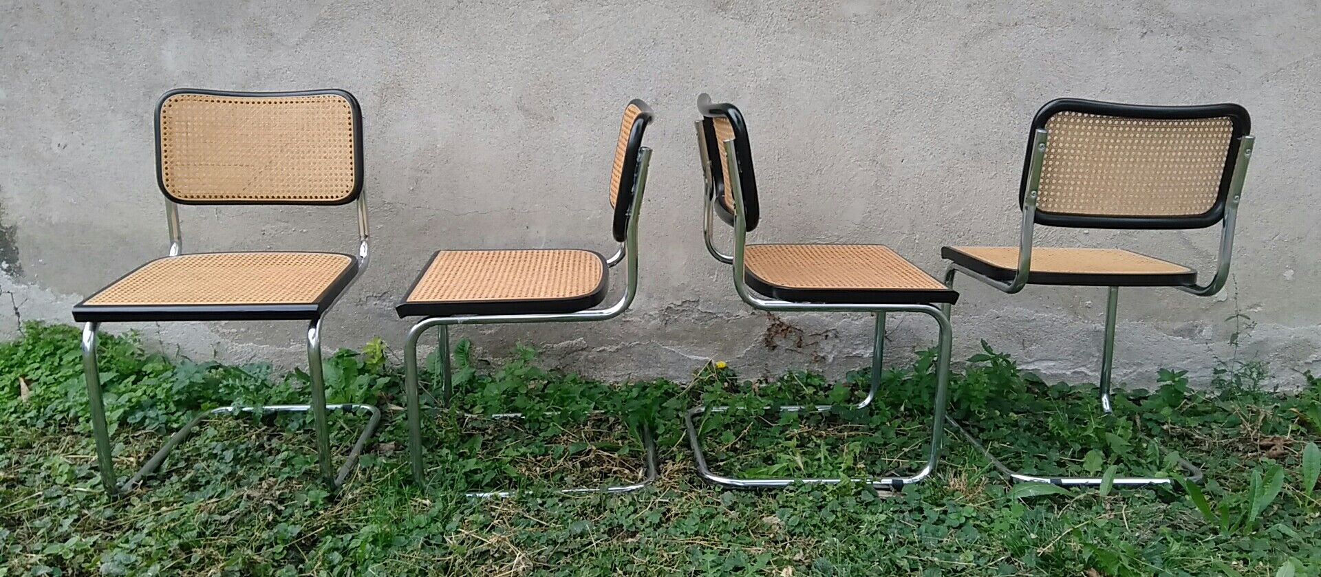 Suite de 4 chaises Marcel Breuer modèle B32