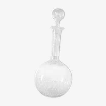 Carafe en cristal de Baccarat motif nid d'abeille Richelieu Champigny