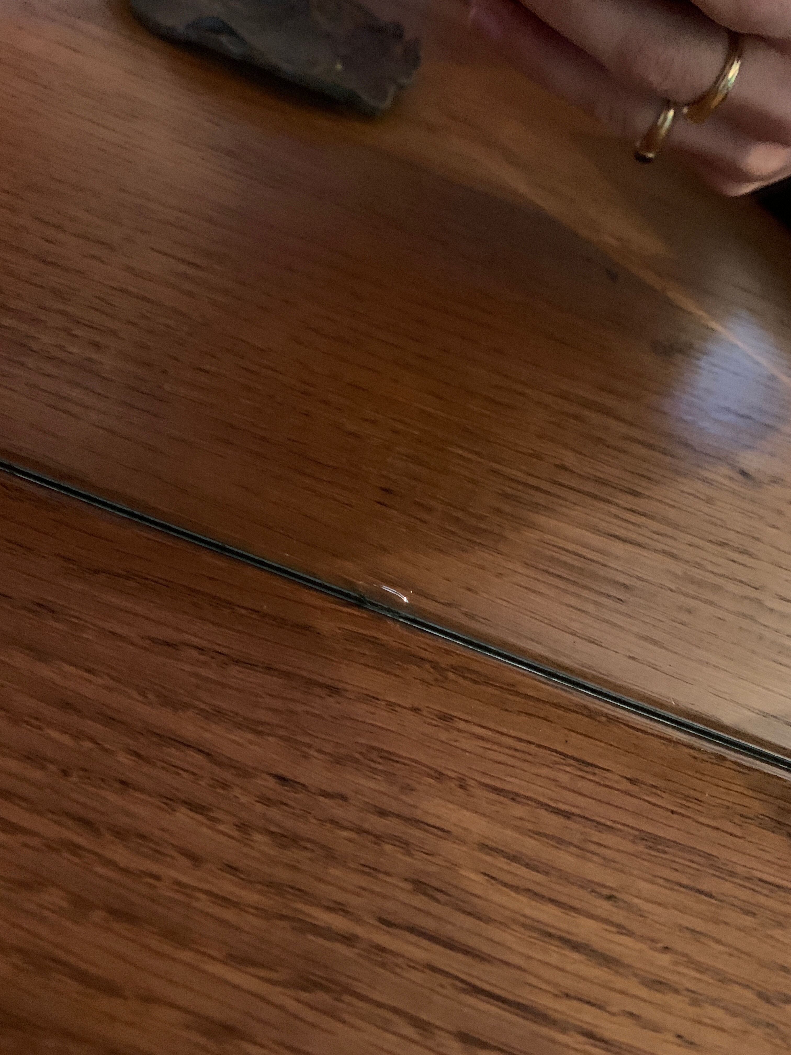 Bevelled mirror - 69x48cm