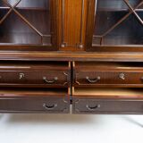 Hepplewhite mahogany showcases from the 1930s