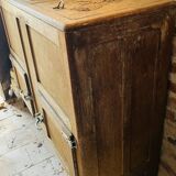 Frigo ancien en bois