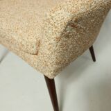 Modern fauteuil en bois orange polka dot bouclé tissus 1960 cocktail fauteuil de salon