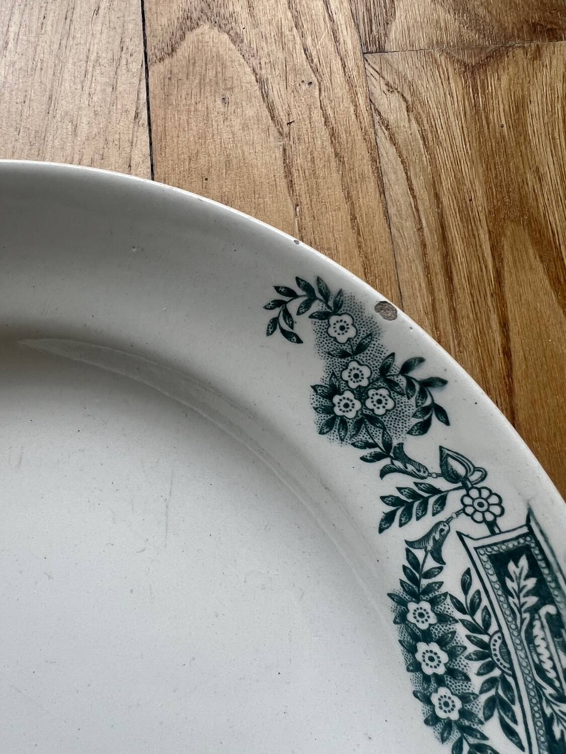 Terre de Fer soup plates