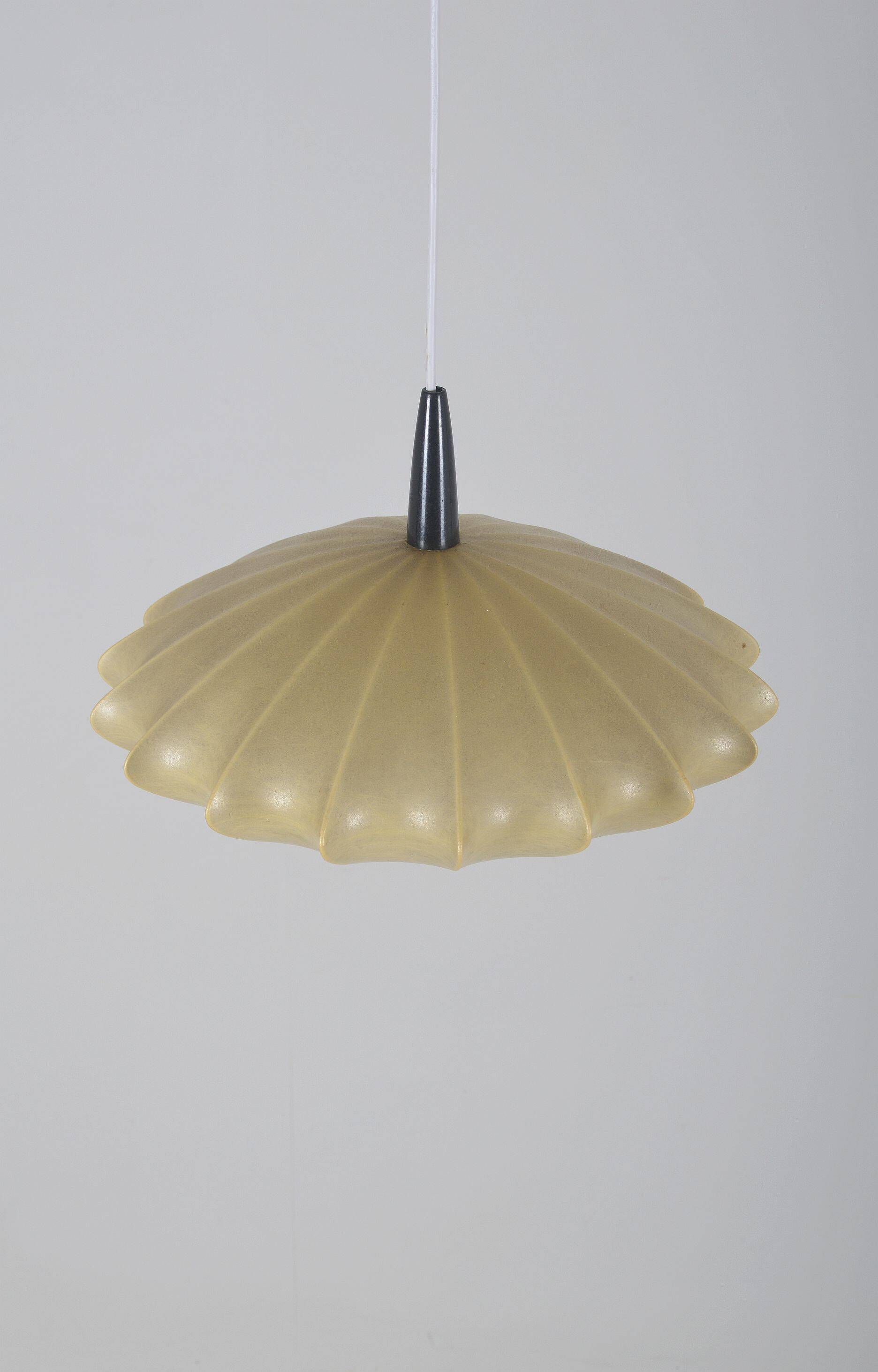 Vintage cocoon pendant lamp in UFO shape, 1960s