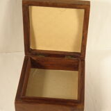 Openwork wooden box 13 x 13 cm