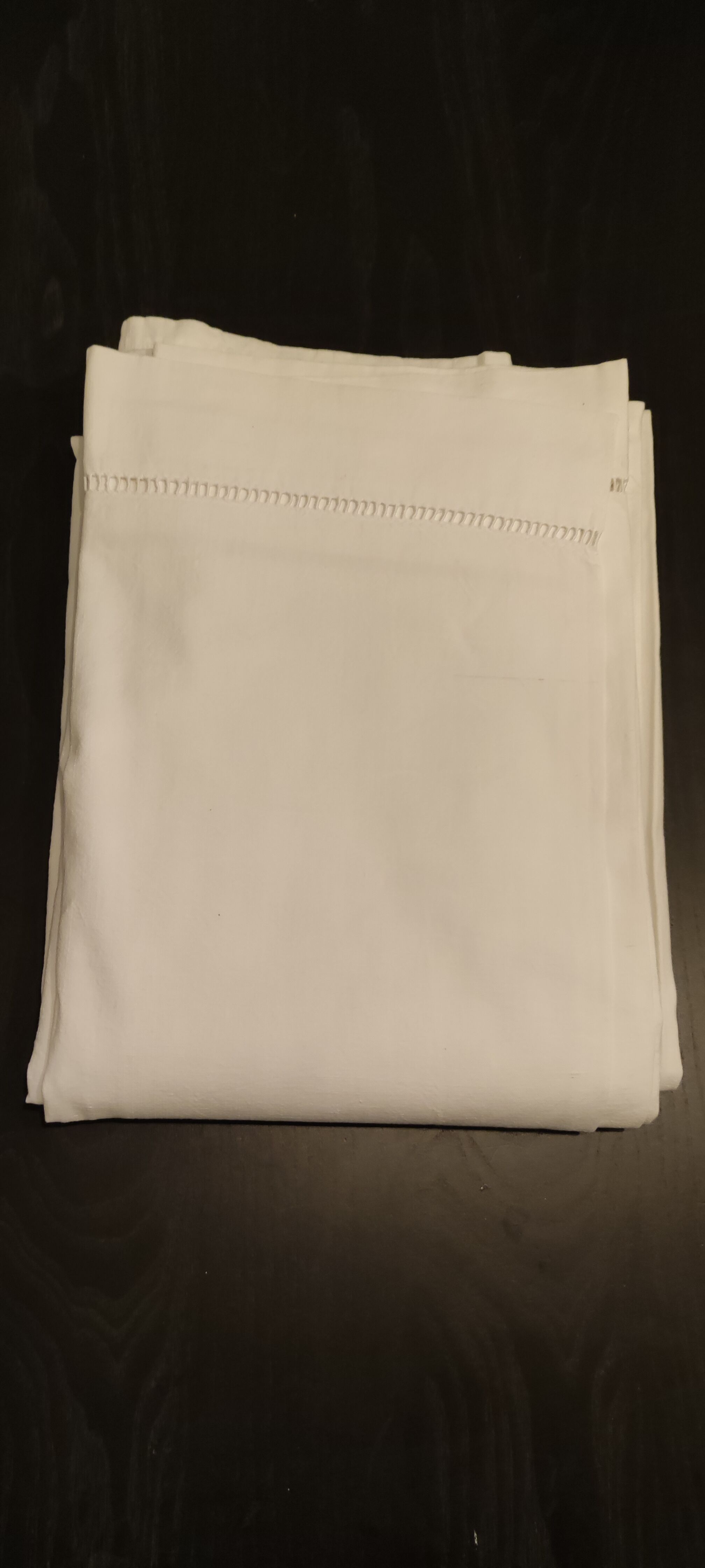 Old white sheet 200*280cm