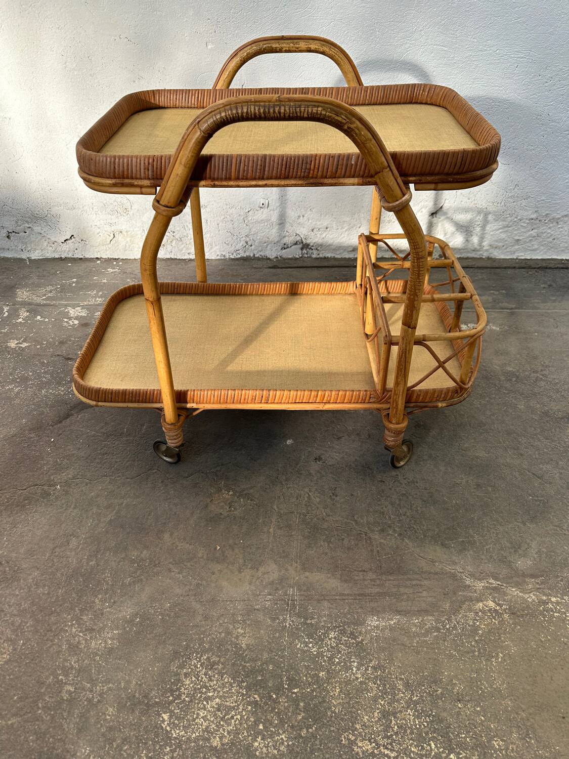Rattan serving cart with removable tray