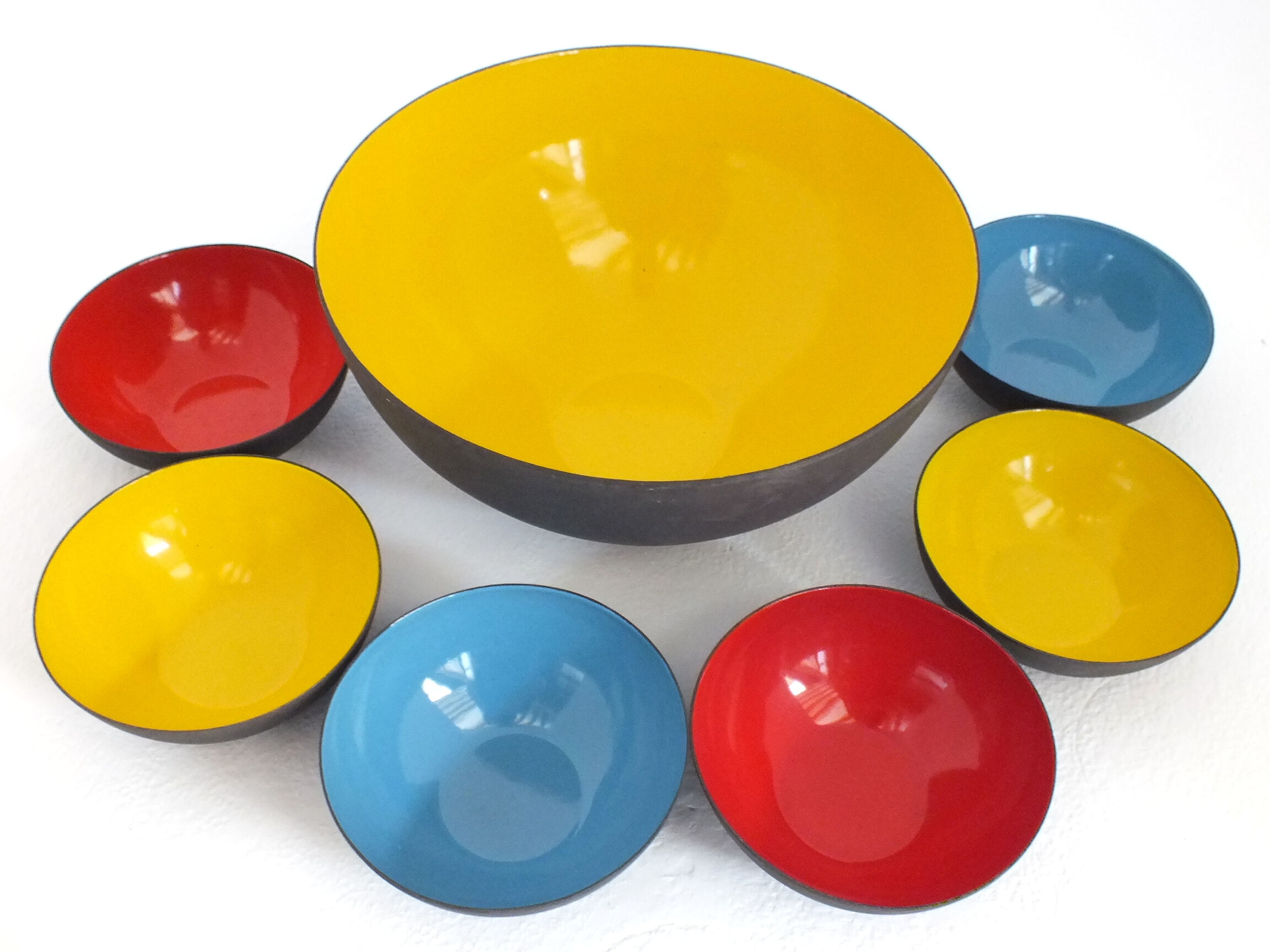 7 bowls first edition by Herbert Krenchel Krenit 1954