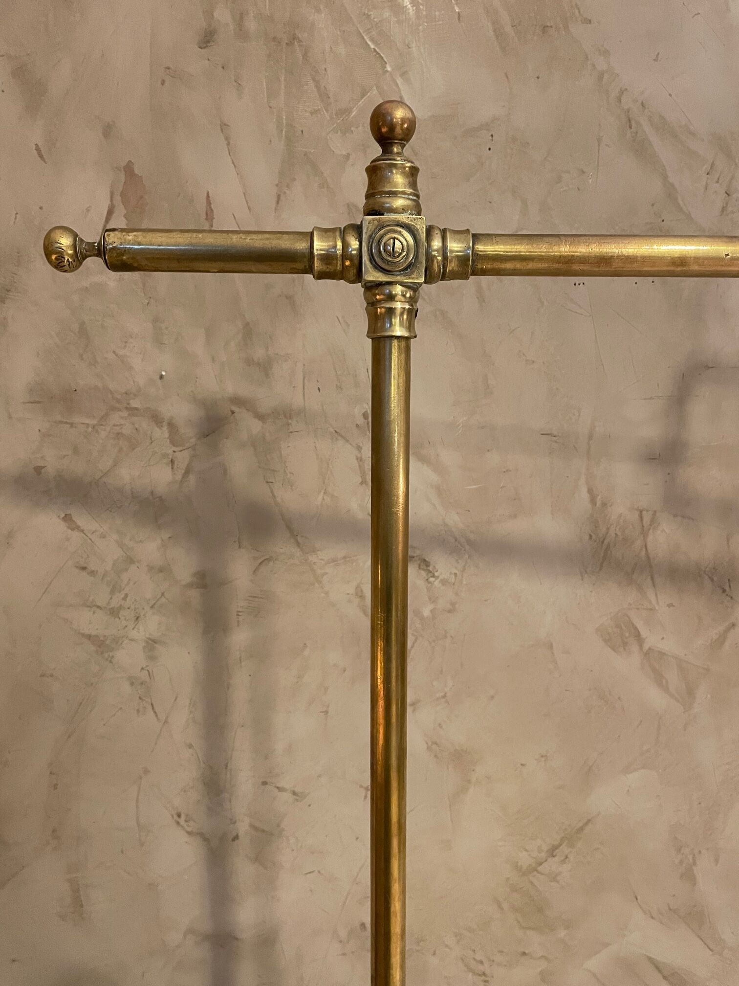 Art Nouveau hotel rack