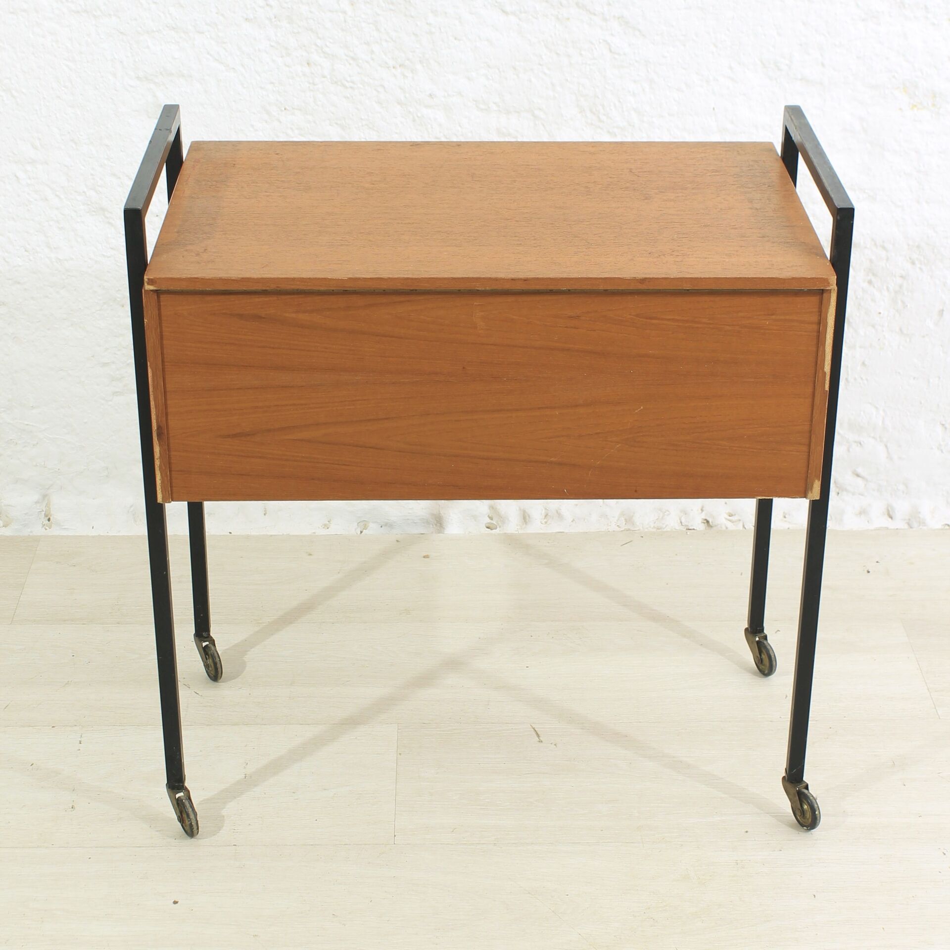 60s sewing trolley / table