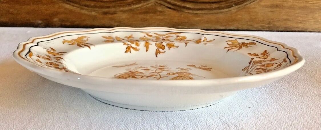 6 Longchamp soup plates Moustier Olérys decor