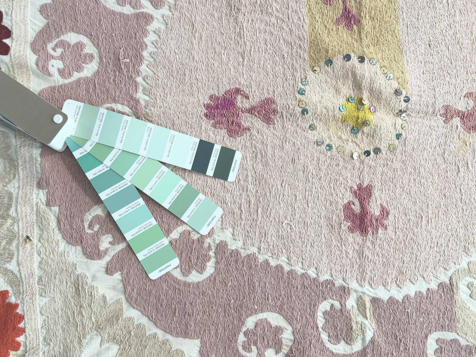 Vintage hand-embroidered tablecloth 122x131 cm