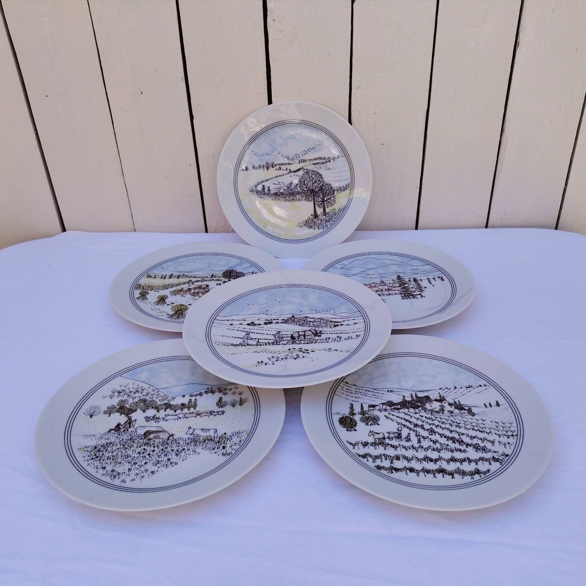 Dessert plates, Auteuil porcelain, naive, Danielle Dillemann