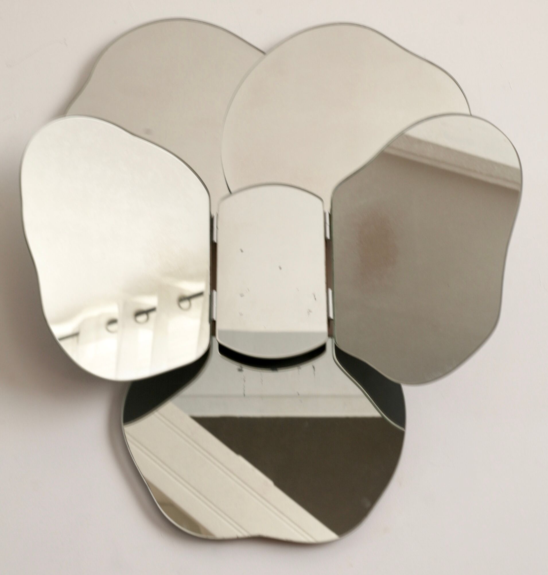 Removable wall mirror, circa 1970 68x76cm