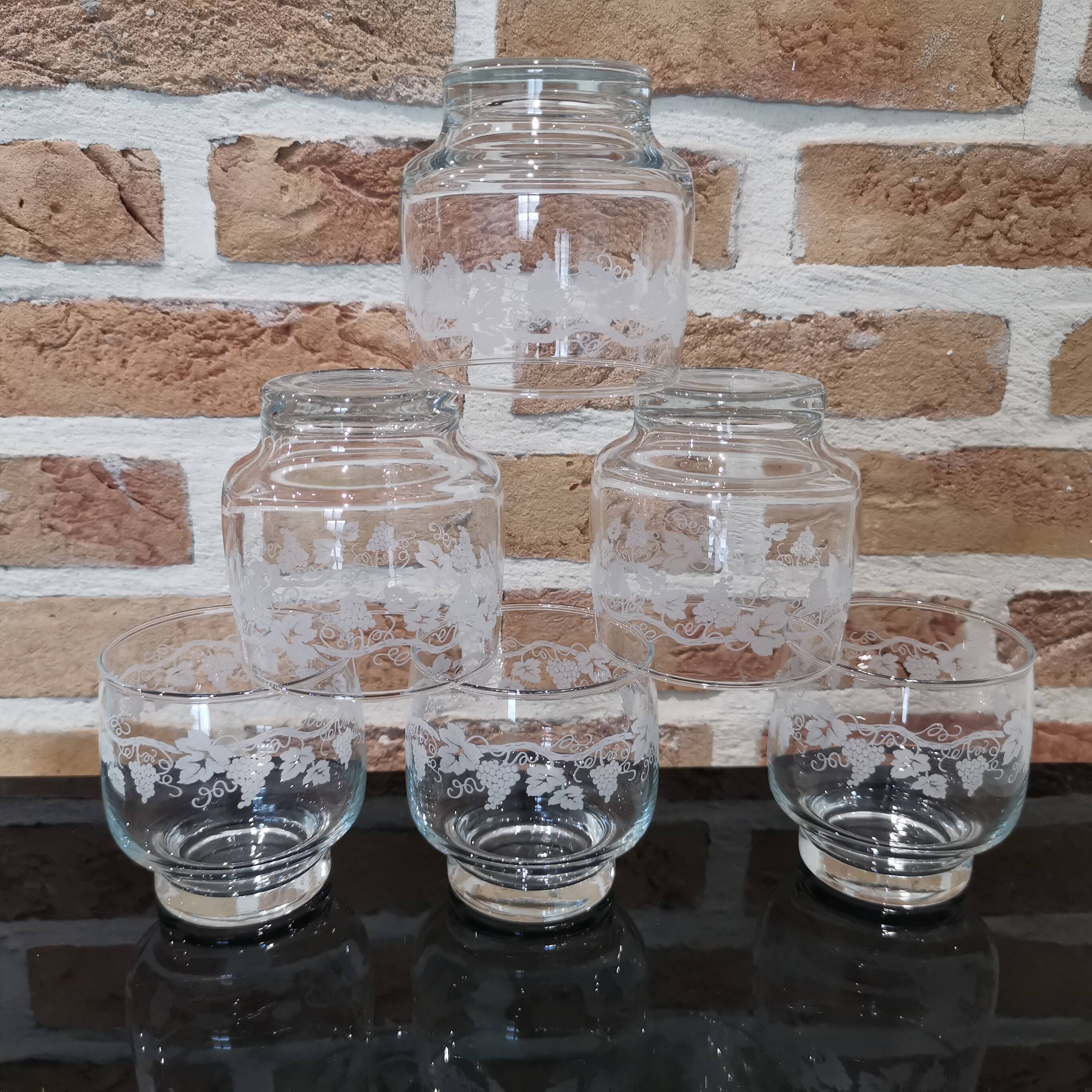 Set of 6 water glasses decorated with grapes and vine branches France