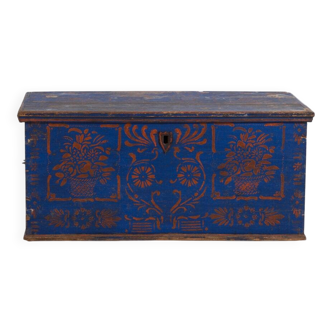 Coffre ancien en bois peint bleu – art populaire – Europe centrale vers 1900