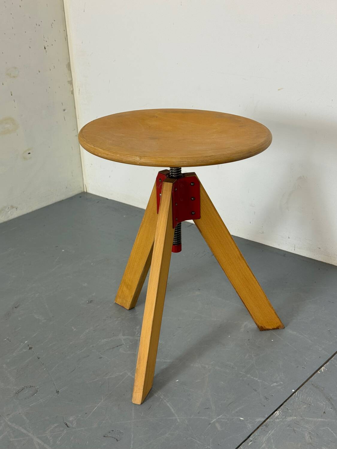 Italian modernist swivel stool by D’ Urbino & Lomazzi, De Pas for Zanotta,