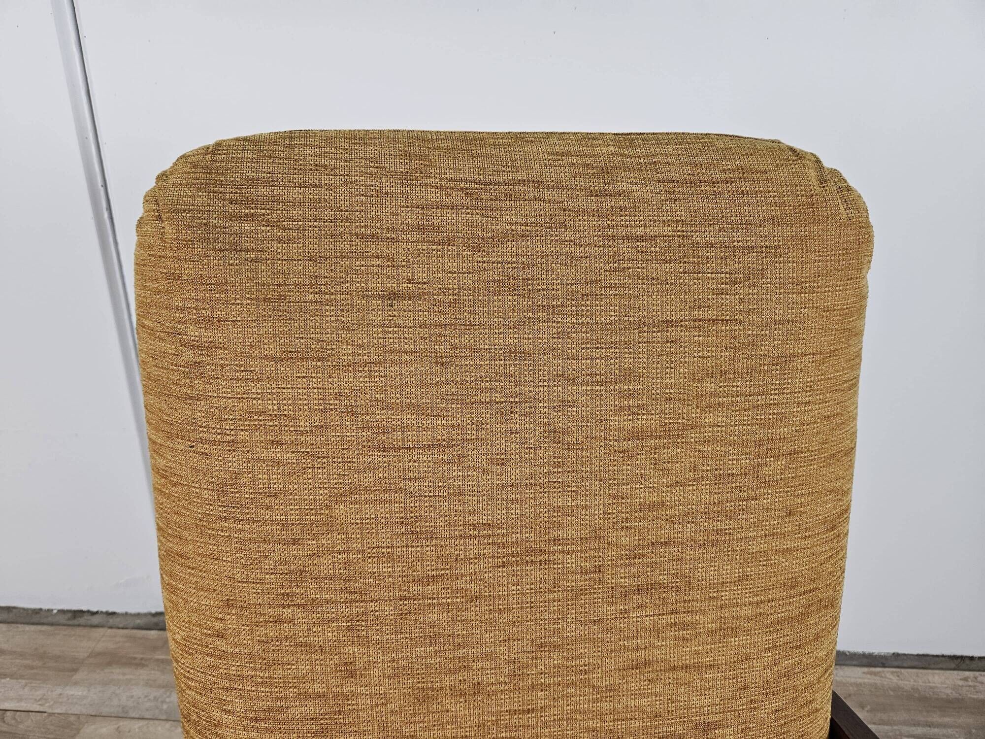 Fauteuil inclinable en bois et tissu des années 70